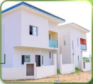 VILLA DUPLEX 4 & 5 PIECES SONGON CARREFOUR JACQUEVILLE